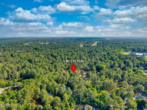 5 Mcleod Road Pinehurst NC 28374