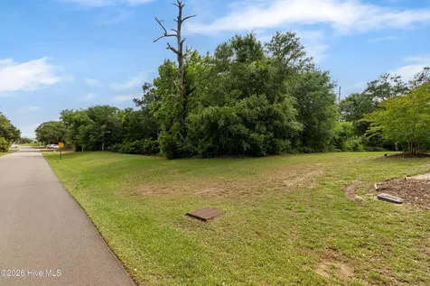 109 Juniper Road Pine Knoll Shores NC 28512