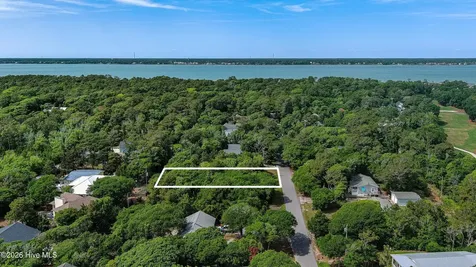 109 Juniper Road Pine Knoll Shores NC 28512