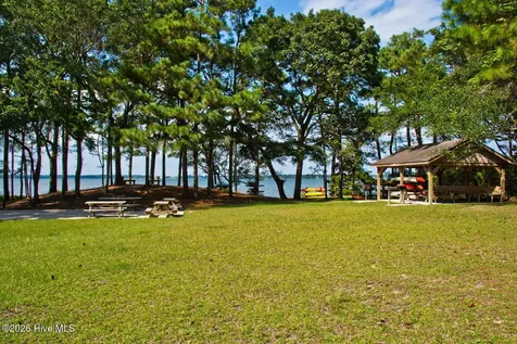 109 Juniper Road Pine Knoll Shores NC 28512