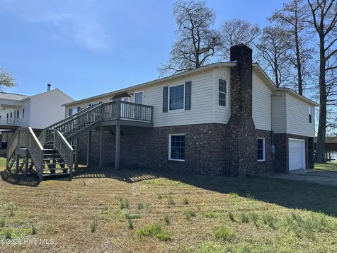 12 Blackbird Lane Chocowinity NC 27817
