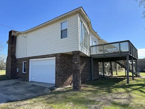 12 Blackbird Lane Chocowinity NC 27817