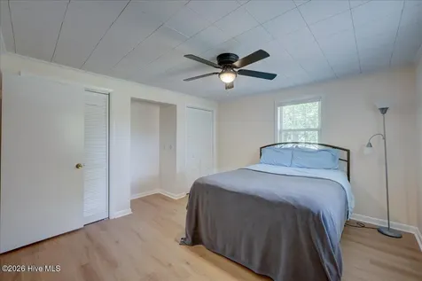 5107 White Oak Drive Trent Woods NC 28562