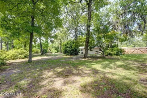 5107 White Oak Drive Trent Woods NC 28562