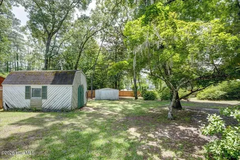 5107 White Oak Drive Trent Woods NC 28562
