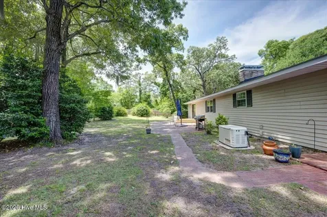 5107 White Oak Drive Trent Woods NC 28562