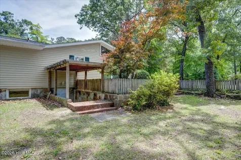 5107 White Oak Drive Trent Woods NC 28562