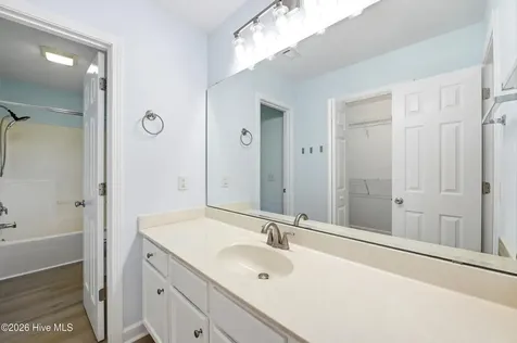 293 Walnut Road Southport NC 28461