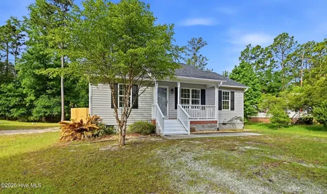 293 Walnut Road Southport NC 28461