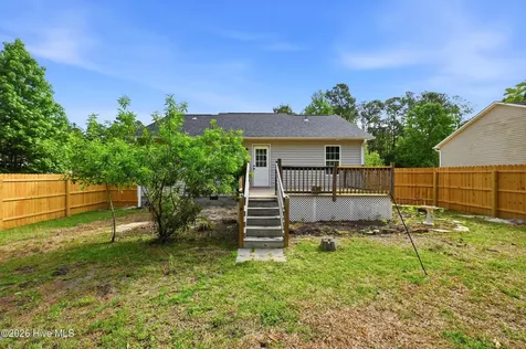 293 Walnut Road Southport NC 28461