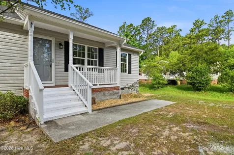 293 Walnut Road Southport NC 28461