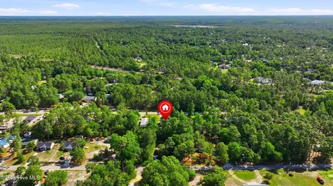 293 Walnut Road Southport NC 28461
