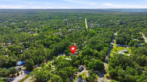 293 Walnut Road Southport NC 28461