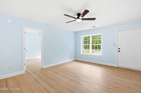 293 Walnut Road Southport NC 28461