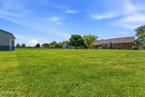 111 Brookdale Court Moyock NC 27958