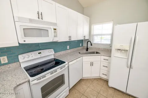 218 Eucalyptus Lane Wilmington NC 28412
