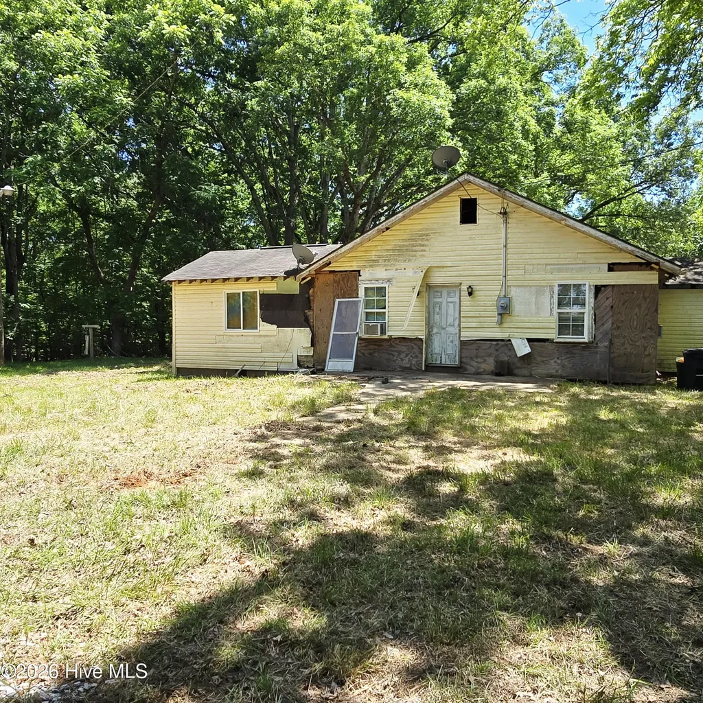 887 Okeewemee Star Road Star NC 27356