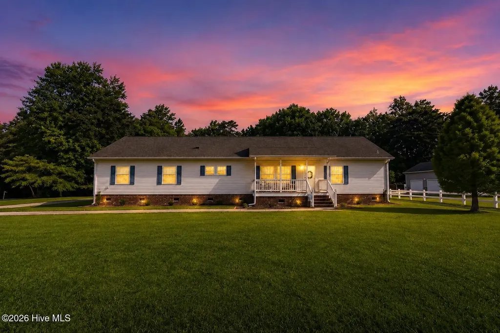 222 Fisher Turnpike Road Arapahoe NC 28510