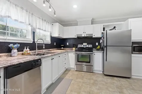 222 Fisher Turnpike Road Arapahoe NC 28510