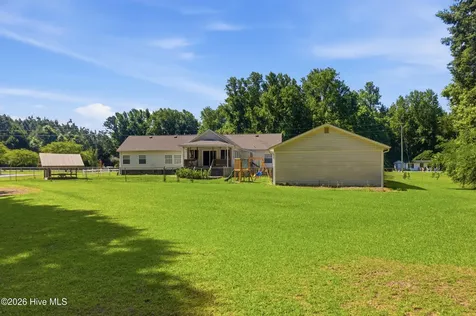 222 Fisher Turnpike Road Arapahoe NC 28510