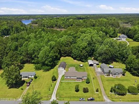 222 Fisher Turnpike Road Arapahoe NC 28510