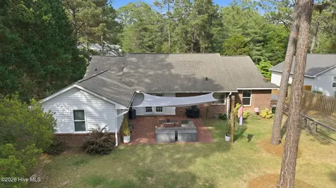 15 Mcleod Road Pinehurst NC 28374