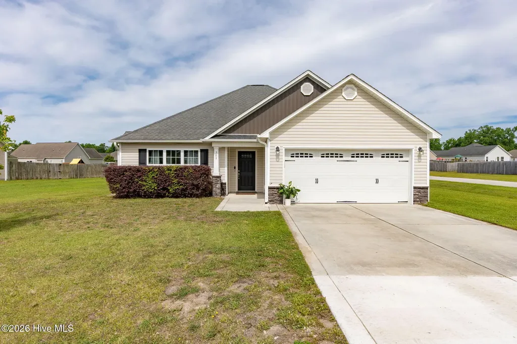 309 Cadenza Lane Richlands NC 28574
