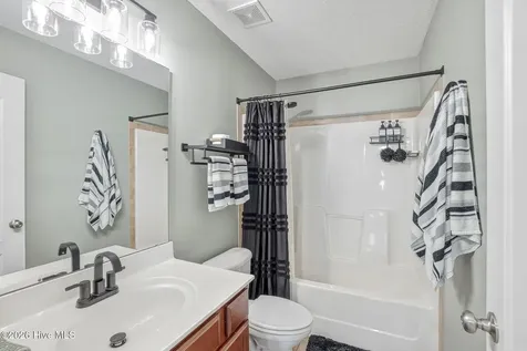 309 Cadenza Lane Richlands NC 28574