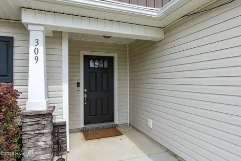309 Cadenza Lane Richlands NC 28574