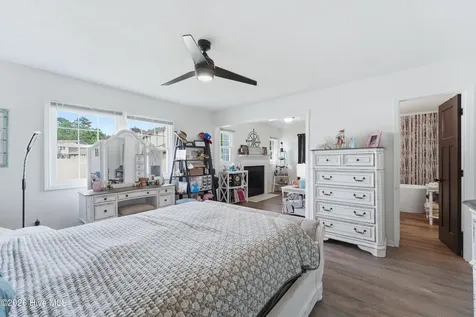 301 King Richard Court Jacksonville NC 28546