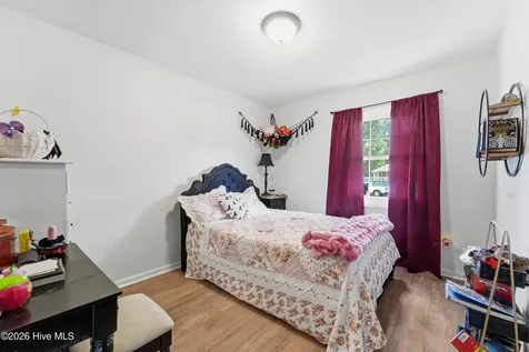 301 King Richard Court Jacksonville NC 28546