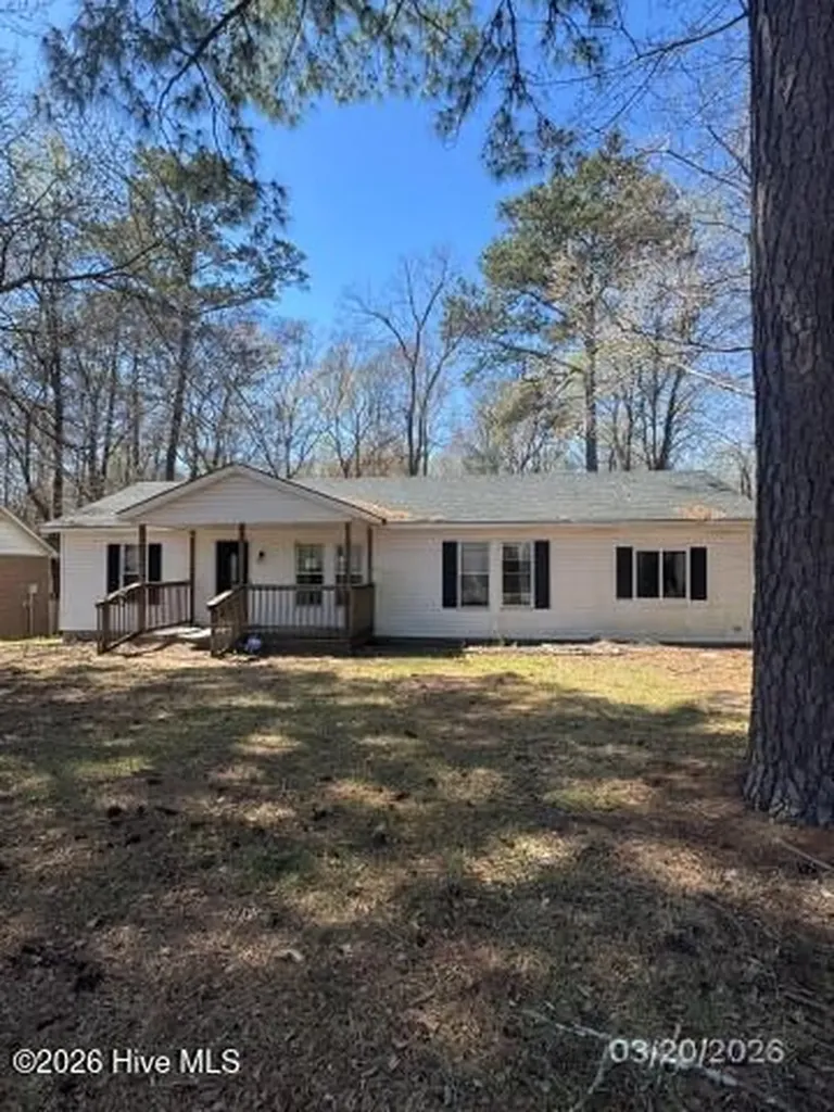 846 Mill River Road Jacksonville NC 28540