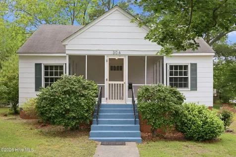 304 Halifax Street Williamston NC 27892