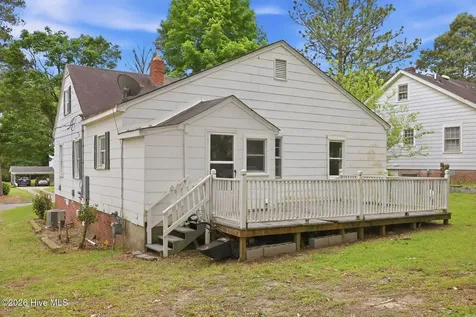 304 Halifax Street Williamston NC 27892