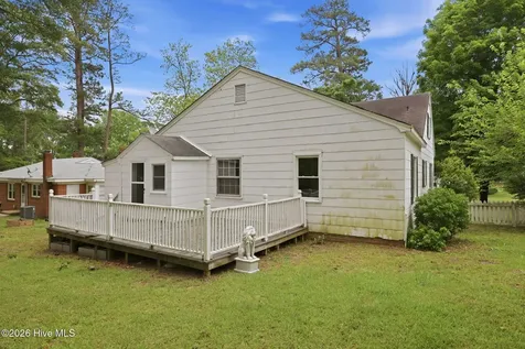 304 Halifax Street Williamston NC 27892