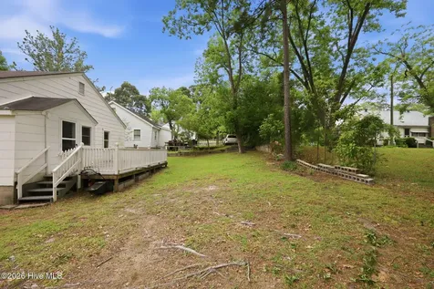 304 Halifax Street Williamston NC 27892