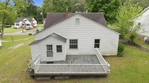 304 Halifax Street Williamston NC 27892
