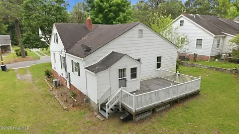 304 Halifax Street Williamston NC 27892