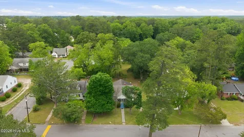 304 Halifax Street Williamston NC 27892