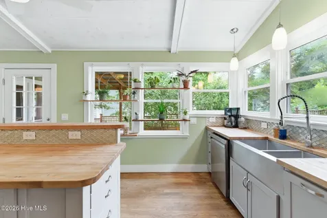 101 SE 23rd Street Oak Island NC 28465