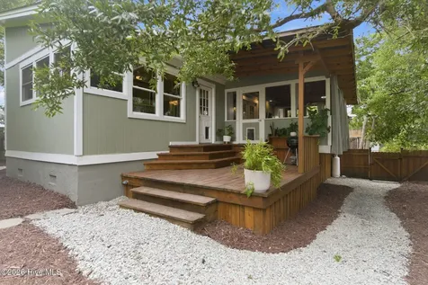 101 SE 23rd Street Oak Island NC 28465