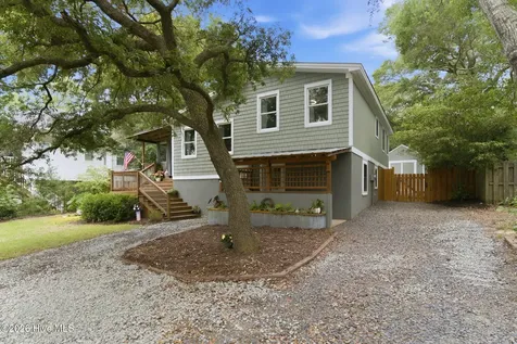 101 SE 23rd Street Oak Island NC 28465