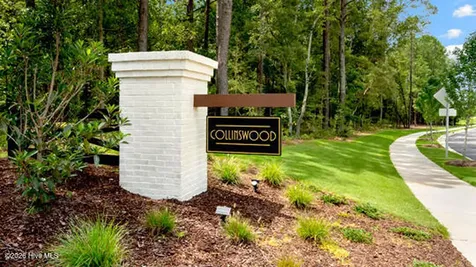 718 Lazy Elm Lane Aberdeen NC 28315