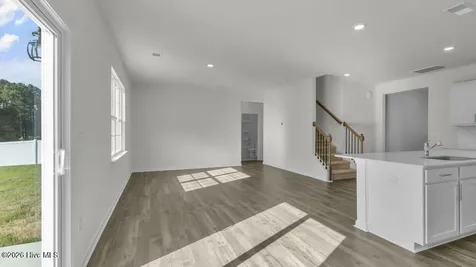 718 Lazy Elm Lane Aberdeen NC 28315