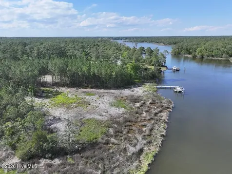 499 Tar Creek Road Oriental NC 28571
