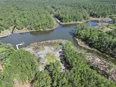 499 Tar Creek Road Oriental NC 28571