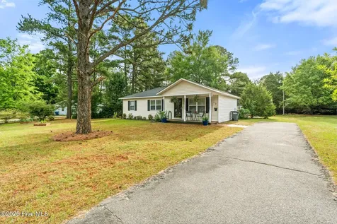 103 Fullers Way Aberdeen NC 28315