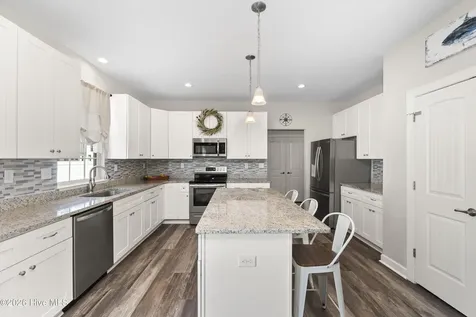100 Genoa Drive Elizabeth City NC 27909