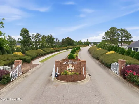 8857 Baton Rouge Avenue NW Calabash NC 28467