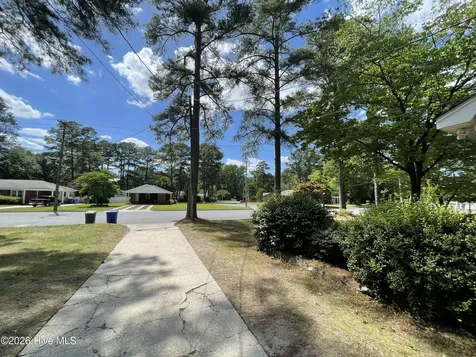 1501 Brownlea Drive Greenville NC 27858